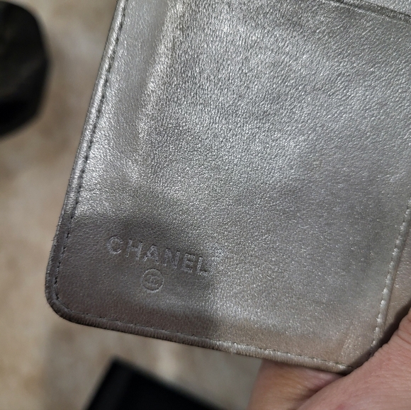 chanel black camellia lambskin leather wallet with box - Picture 5 of 16
